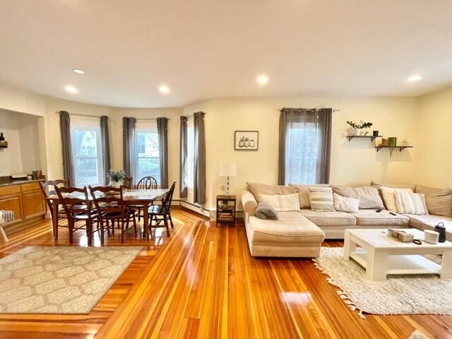 78 Chestnut Hill Ave, Unit 2 in Boston, MA - Foto de edificio