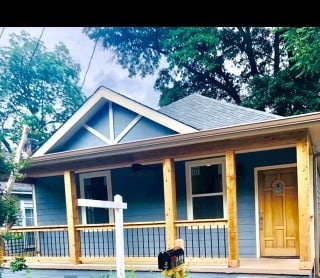 property at 916 Coleman St SW