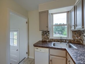 6380 Huntingdon St in Harrisburg, PA - Building Photo - Building Photo