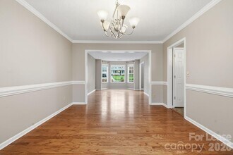 2717 Bathgate Ln in Matthews, NC - Foto de edificio - Building Photo