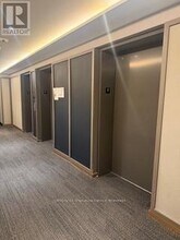 395 Dundas St W in Oakville, ON - Building Photo - Building Photo