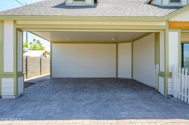274 N Delaware St in Chandler, AZ - Building Photo - Building Photo