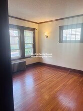 118 Governor Winthrop Rd in Somerville, MA - Building Photo - Building Photo