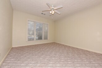 2139 Heather Pl in Auburn, AL - Building Photo - Building Photo