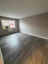 394 Park Ave, Unit B12 in Orange, NJ - Building Photo - Building Photo