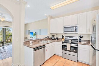 14200 Avalon Rd in Winter Garden, FL - Building Photo - Building Photo