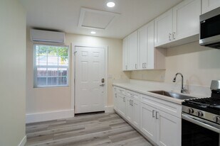 4953 Baja Ct in San Diego, CA - Building Photo