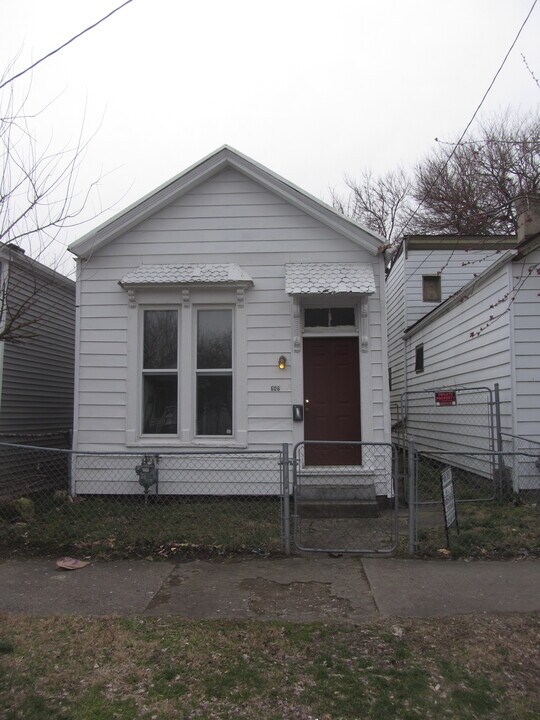 606 E Kentucky St in Louisville, KY - Building Photo