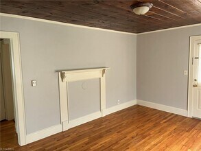 203 Dobson St in Kernersville, NC - Building Photo - Building Photo
