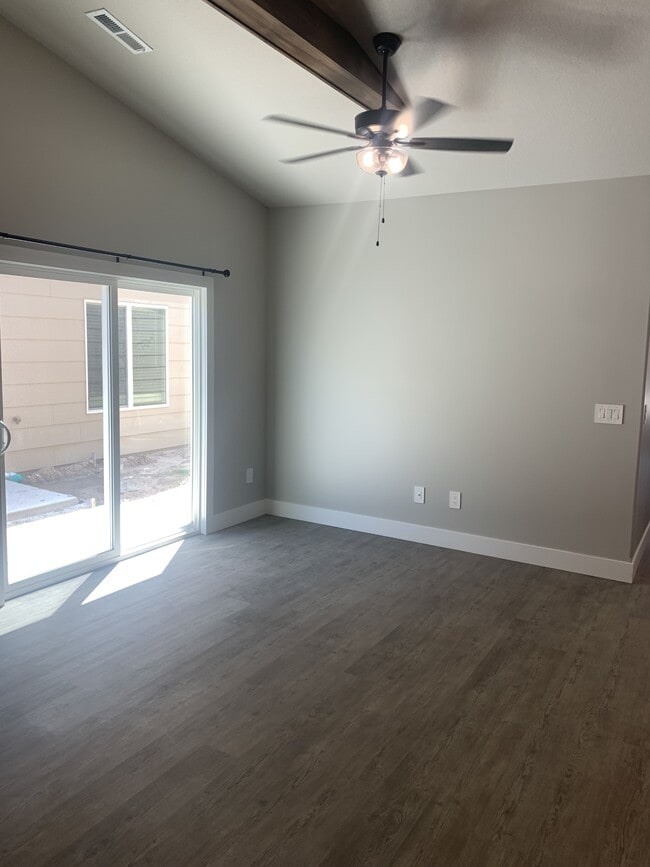 13602 W Hunters View Ct in Wichita, KS - Building Photo - Building Photo