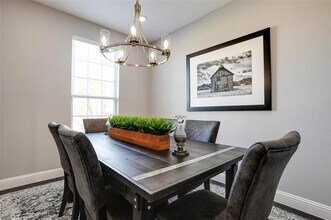 2114 Aquilla Ct in Irving, TX - Foto de edificio - Building Photo
