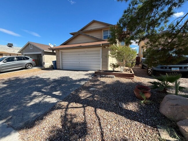 3908 Steinbeck Dr in Las Vegas, NV - Building Photo - Building Photo
