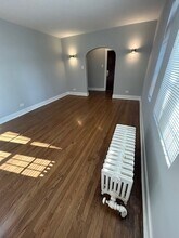 72 Pine Ave in Riverside, IL - Building Photo - Building Photo