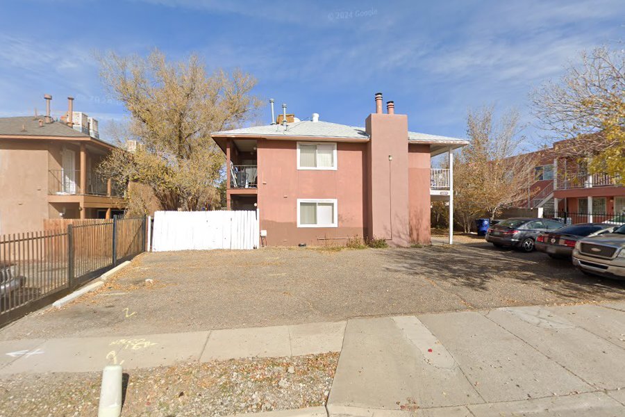 12805 Dunes Rd SE, Unit 4 in Albuquerque, NM - Building Photo