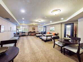 3590 Coral Wy in Miami, FL - Building Photo - Building Photo
