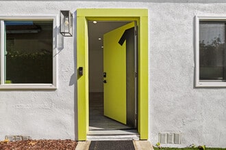 2511 Pennsylvania Ave. in Los Angeles, CA - Building Photo - Building Photo