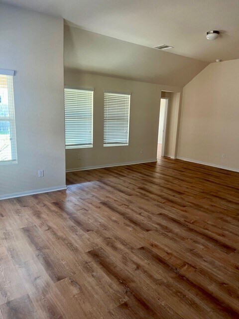 1323 Kaliste Meadow Dr in Houston, TX - Building Photo - Building Photo