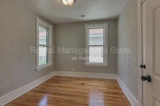 1500 N Irving Ave in Minneapolis, MN - Building Photo - Building Photo