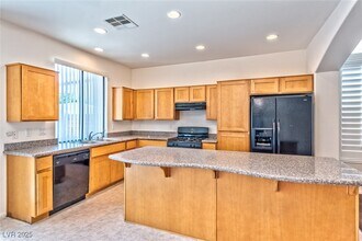 9109 Fusion Dr in Las Vegas, NV - Building Photo - Building Photo