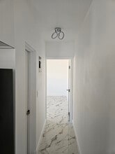 306 NE 6th St, Unit 1 in Hallandale Beach, FL - Building Photo - Building Photo
