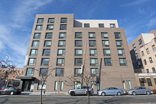 44-72 11th St Apartments