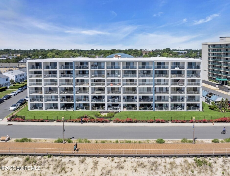 510 Ocean Ave N in Long Branch, NJ - Building Photo