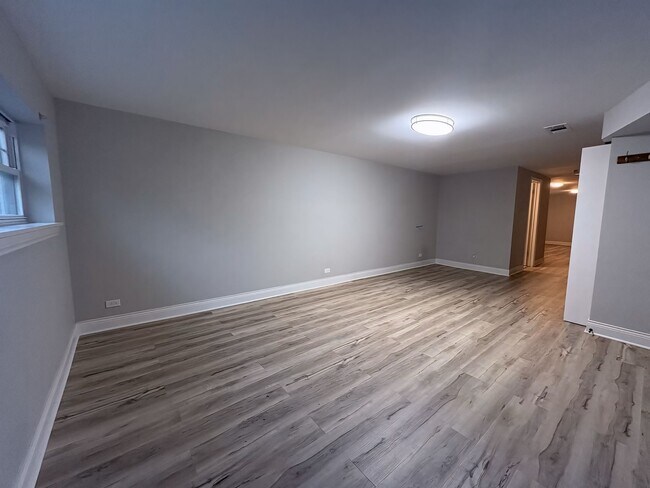 5206 W Eddy St in Chicago, IL - Building Photo - Building Photo
