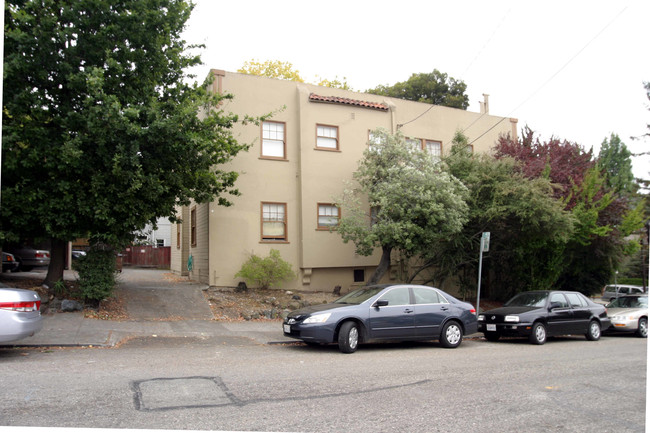 1501 Oxford St in Berkeley, CA - Building Photo - Building Photo