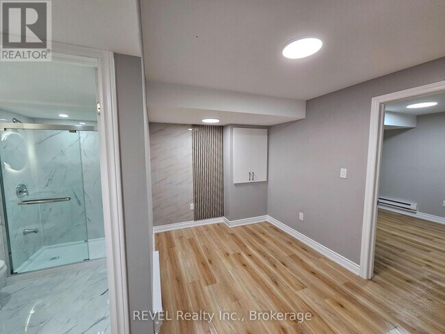 16 Concord Dr in Thorold, ON - Building Photo - Building Photo