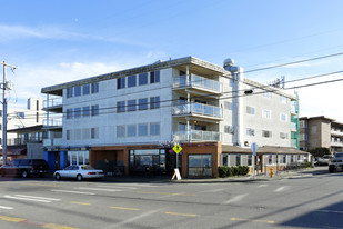 Alki Shores Apartments