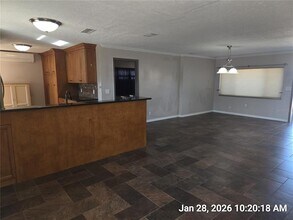 1013 Greenbriar Dr in Brandon, FL - Building Photo - Building Photo