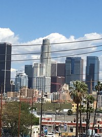 2108 Maple Ave in Los Angeles, CA - Foto de edificio - Building Photo