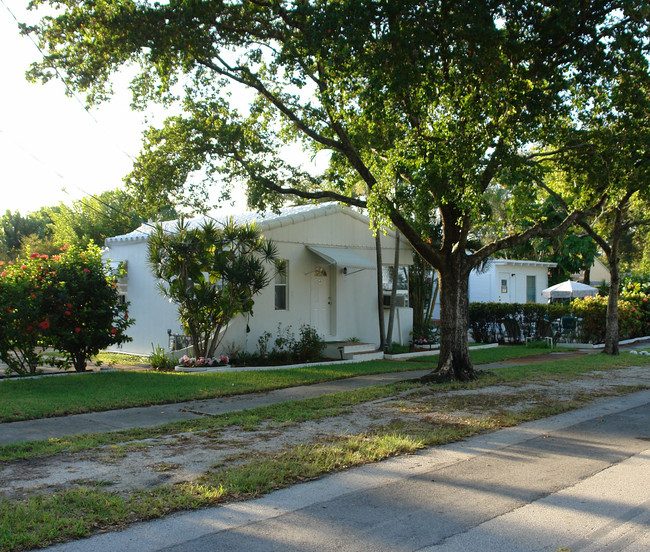 203 SE 10th St in Fort Lauderdale, FL - Building Photo - Building Photo