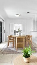 151 SE 9th Ct in Pompano Beach, FL - Building Photo - Building Photo
