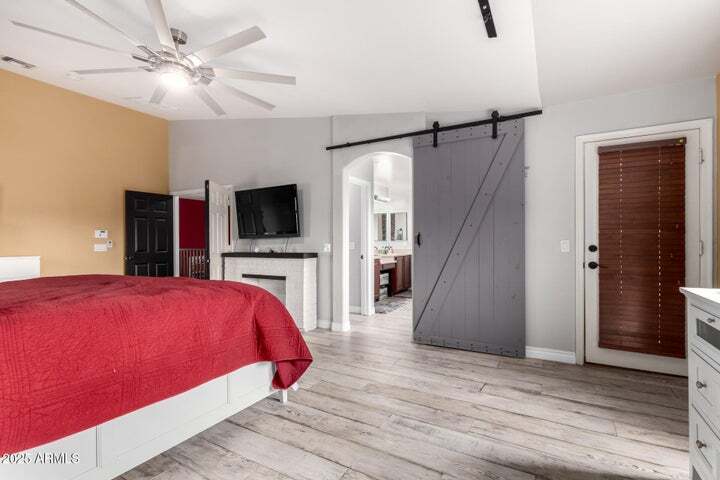 18609 W Onyx Ave in Waddell, AZ - Foto de edificio