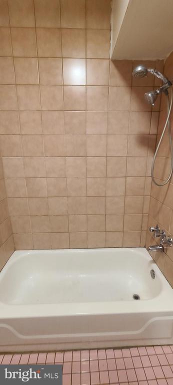 4835 N Broad St in Philadelphia, PA - Building Photo - Building Photo