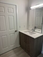 13800 SW 264th St in Naranja, FL - Building Photo - Building Photo