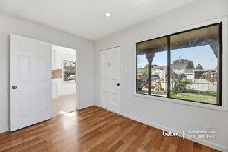 26786 Clarkford St in Hayward, CA - Foto de edificio - Building Photo