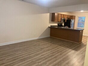 300 Burley Dr in Hubert, NC - Building Photo - Building Photo