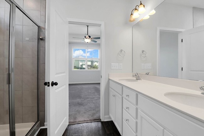124 Long Trl Wy in Moncks Corner, SC - Building Photo - Building Photo