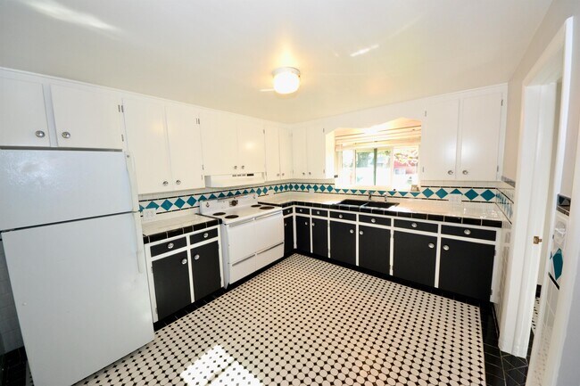 5440 Nolan St in Arvada, CO - Building Photo - Building Photo