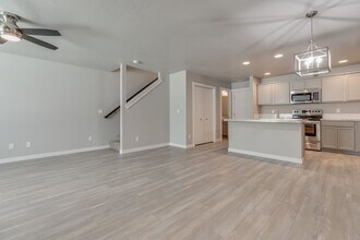 2475 E Goldstone St in Meridian, ID - Building Photo - Building Photo