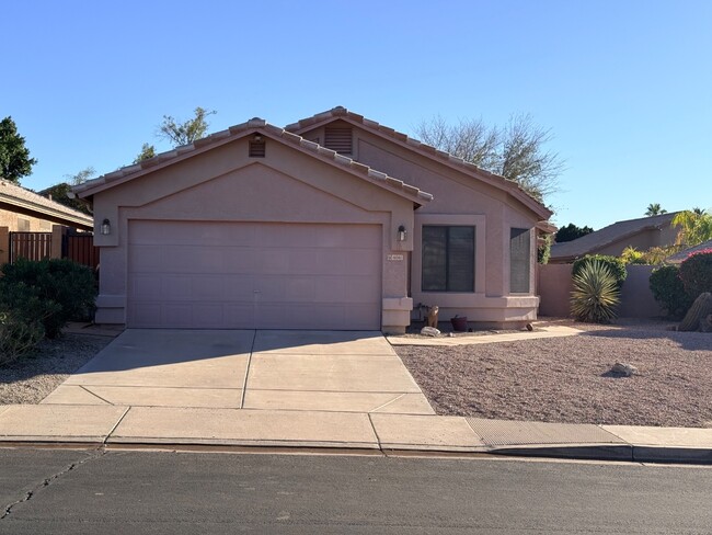 6061 E Rochelle St in Mesa, AZ - Building Photo - Building Photo