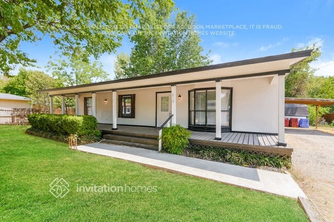 property at 213 E Gail Ln