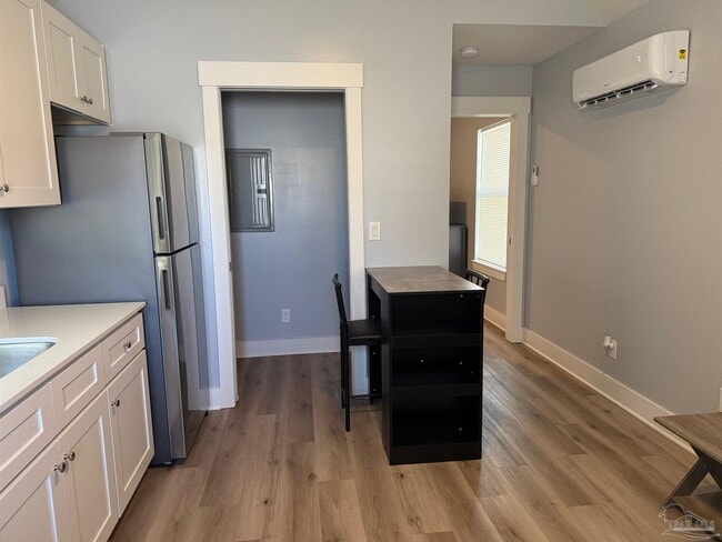 2051 W Blount St in Pensacola, FL - Building Photo - Building Photo