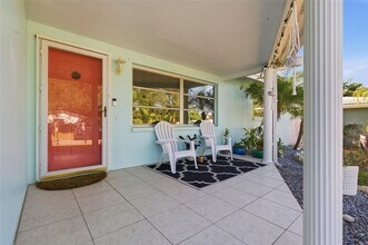 2039 Pine Ridge Dr in Clearwater, FL - Building Photo - Building Photo