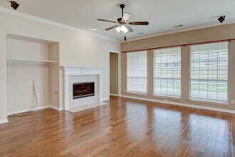 4604 Gladiola Ln in Fort Worth, TX - Building Photo - Building Photo