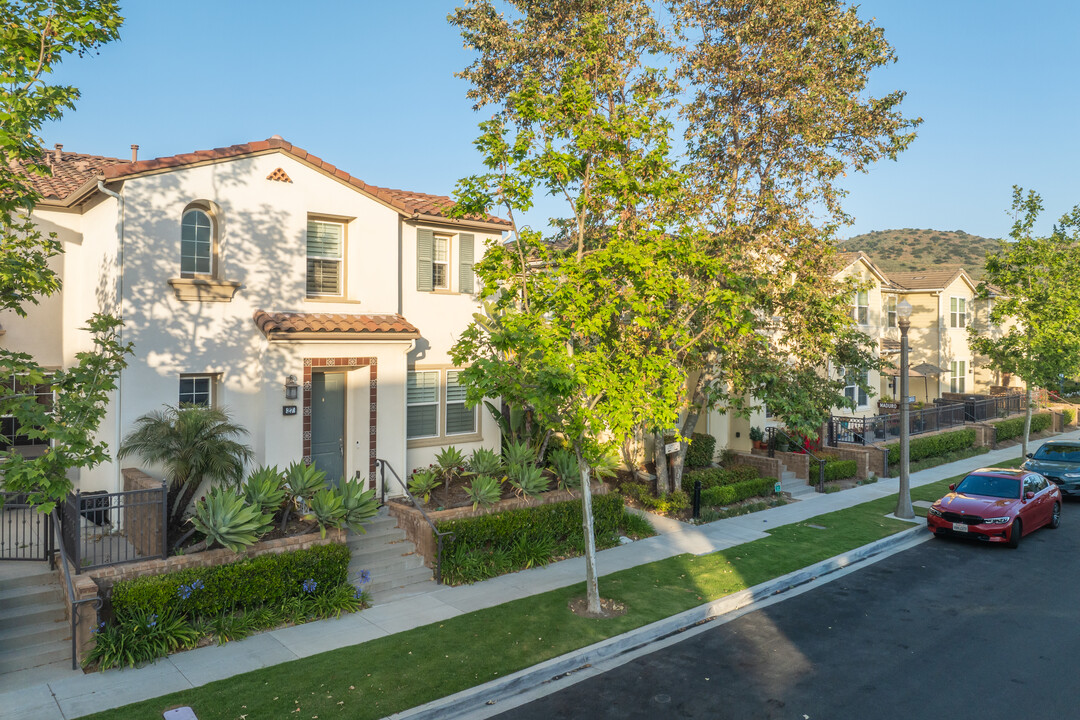 20 Fenix St in Rancho Mission Viejo, CA - Building Photo