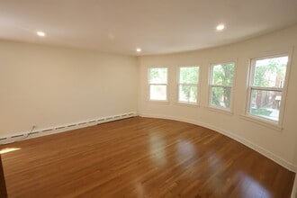 2839 N Austin Ave in Chicago, IL - Building Photo - Building Photo