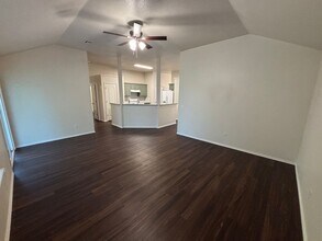 912 Cavecreek St in Norman, OK - Building Photo - Building Photo